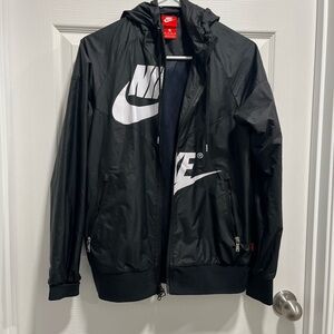 Nike Women’s Black and White Windrunner Jacket